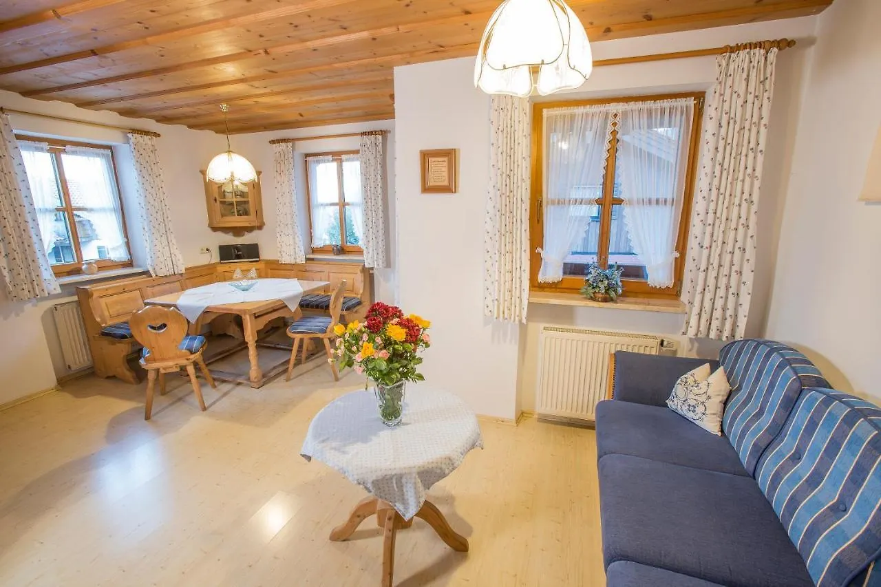 Landhaus Fuerberger Anger Apartment